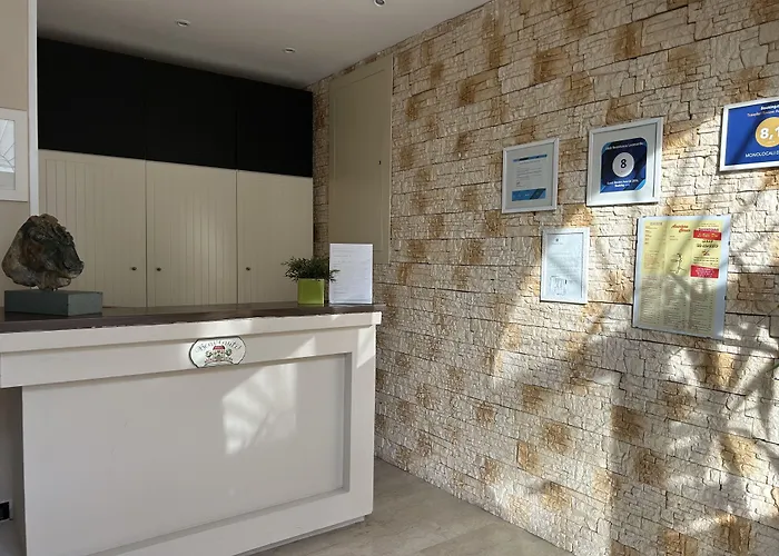 Bed & Breakfast Cleo Orchidea 3*